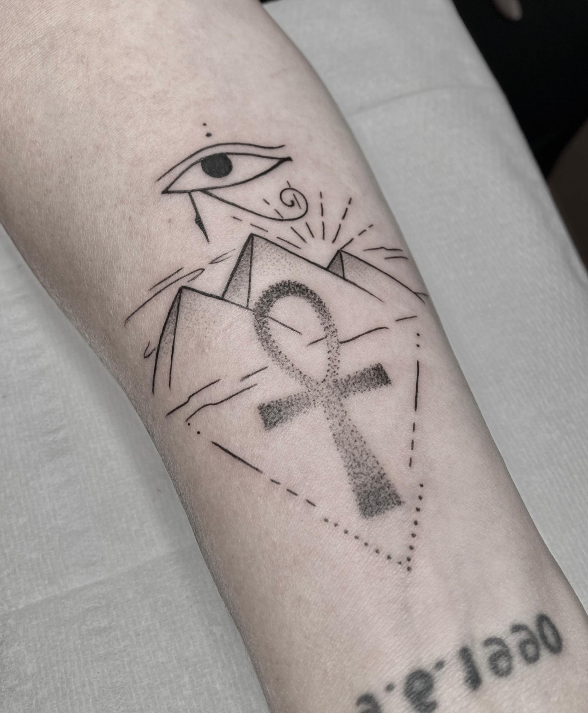 Tatuajes pequeños espirituales