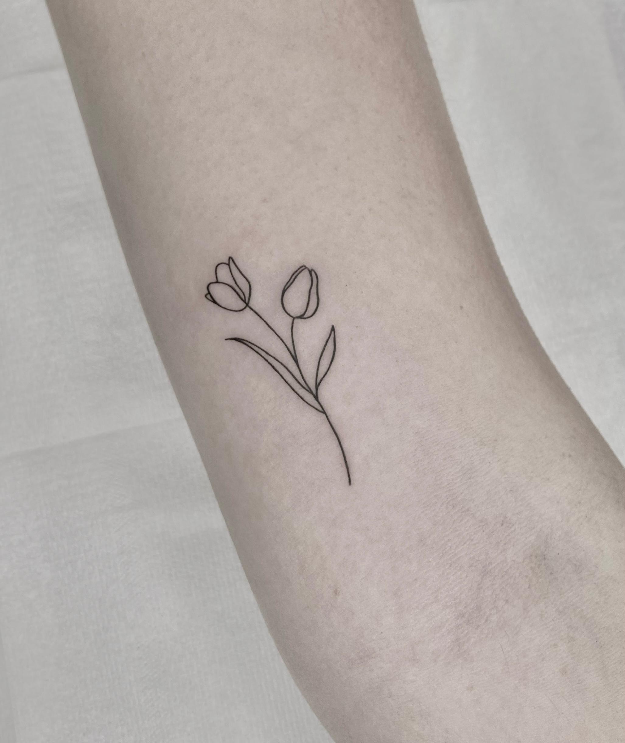 Tatuaje pequeño delicado