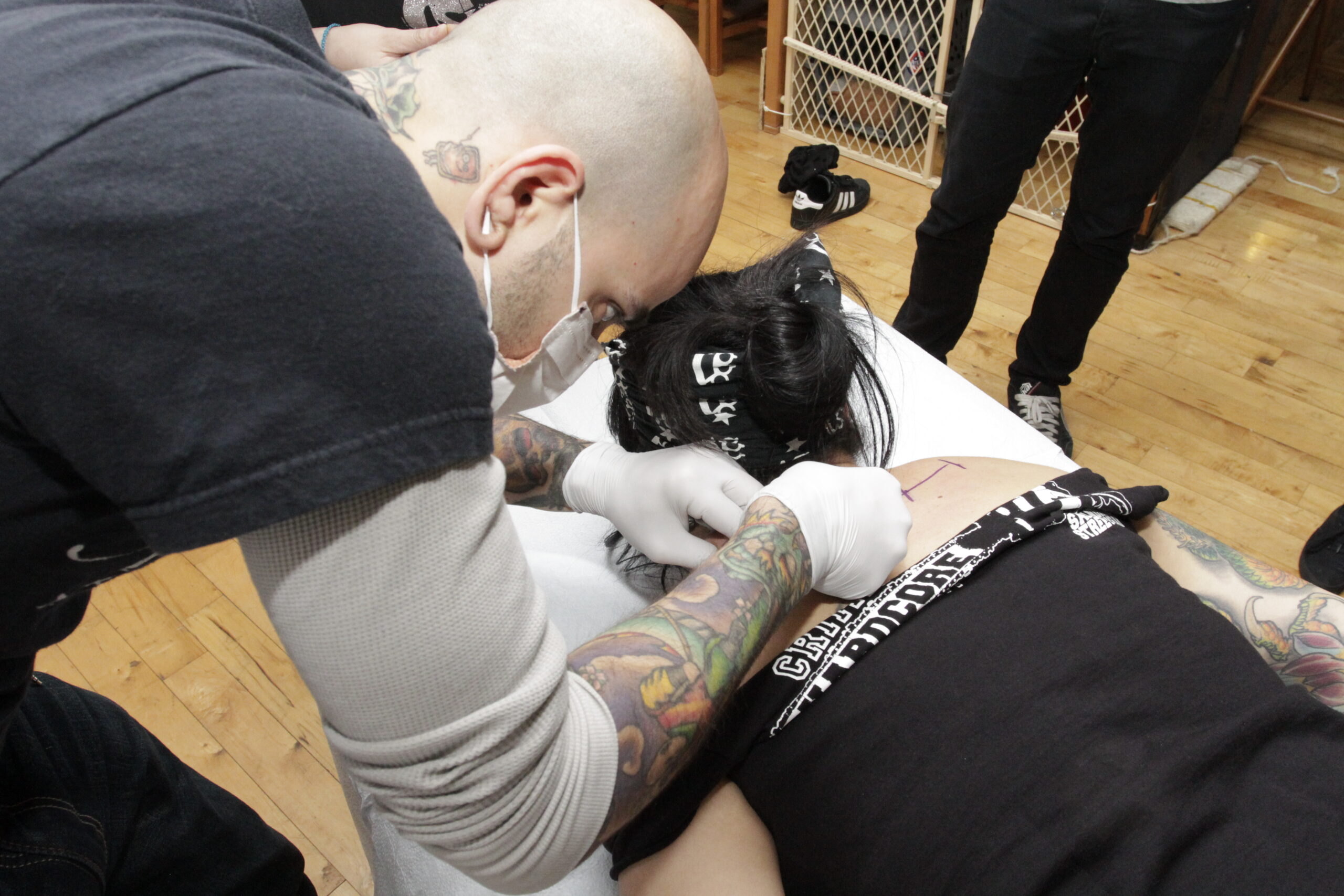 Body suspension en Cádiz con profesionales de modificación corporal