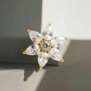 Flor 6 pétalos y centro (oro pvd)